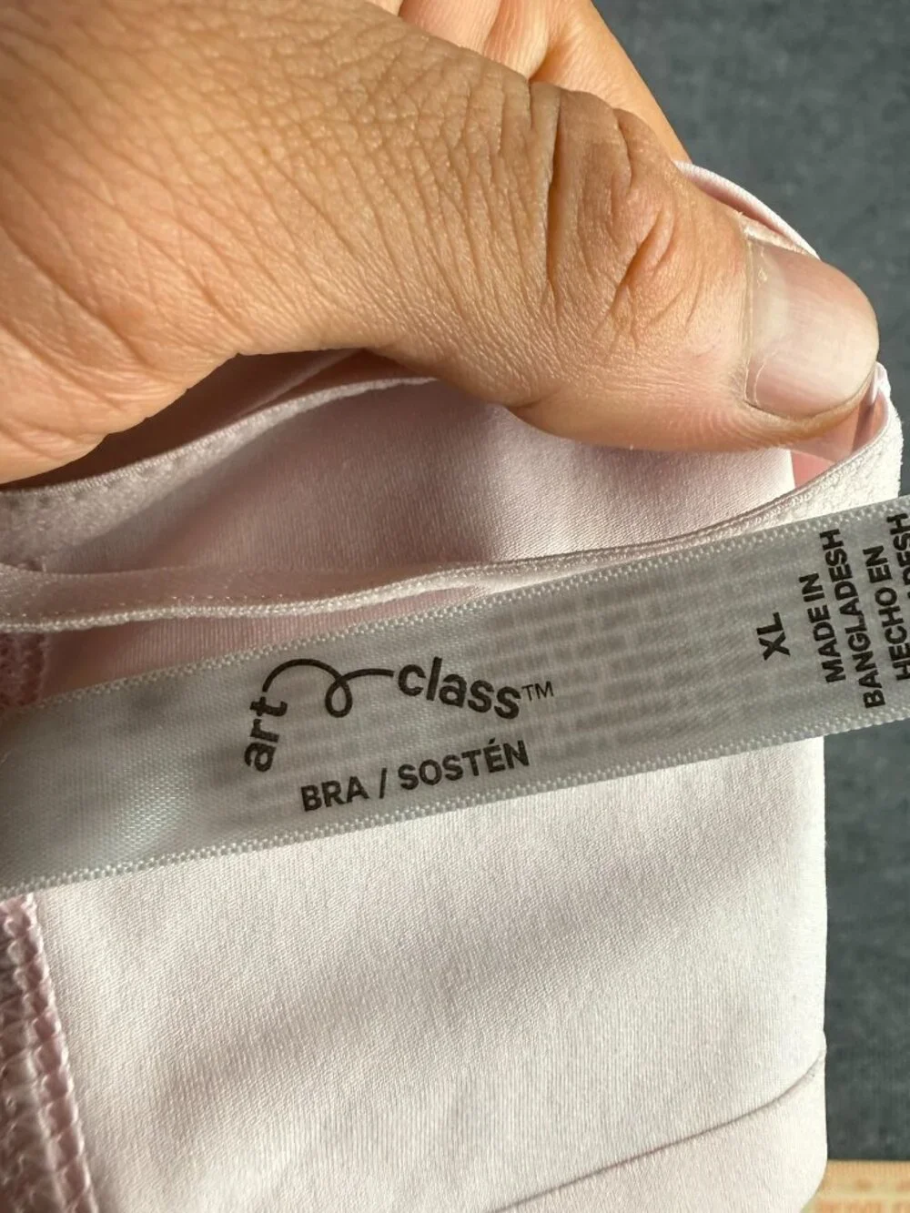 Art Class Youth Girls Size XL Seamless Wireless Training Bra Light Pink Stretch